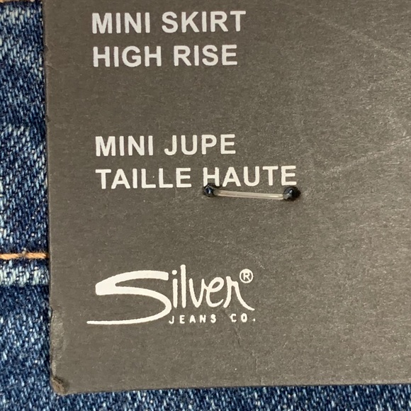 NWT Silver Jeans Co. High Rise Frisco Denim Frayed Hem Mini-Skirt Women's size 0 - Picture 7 of 15